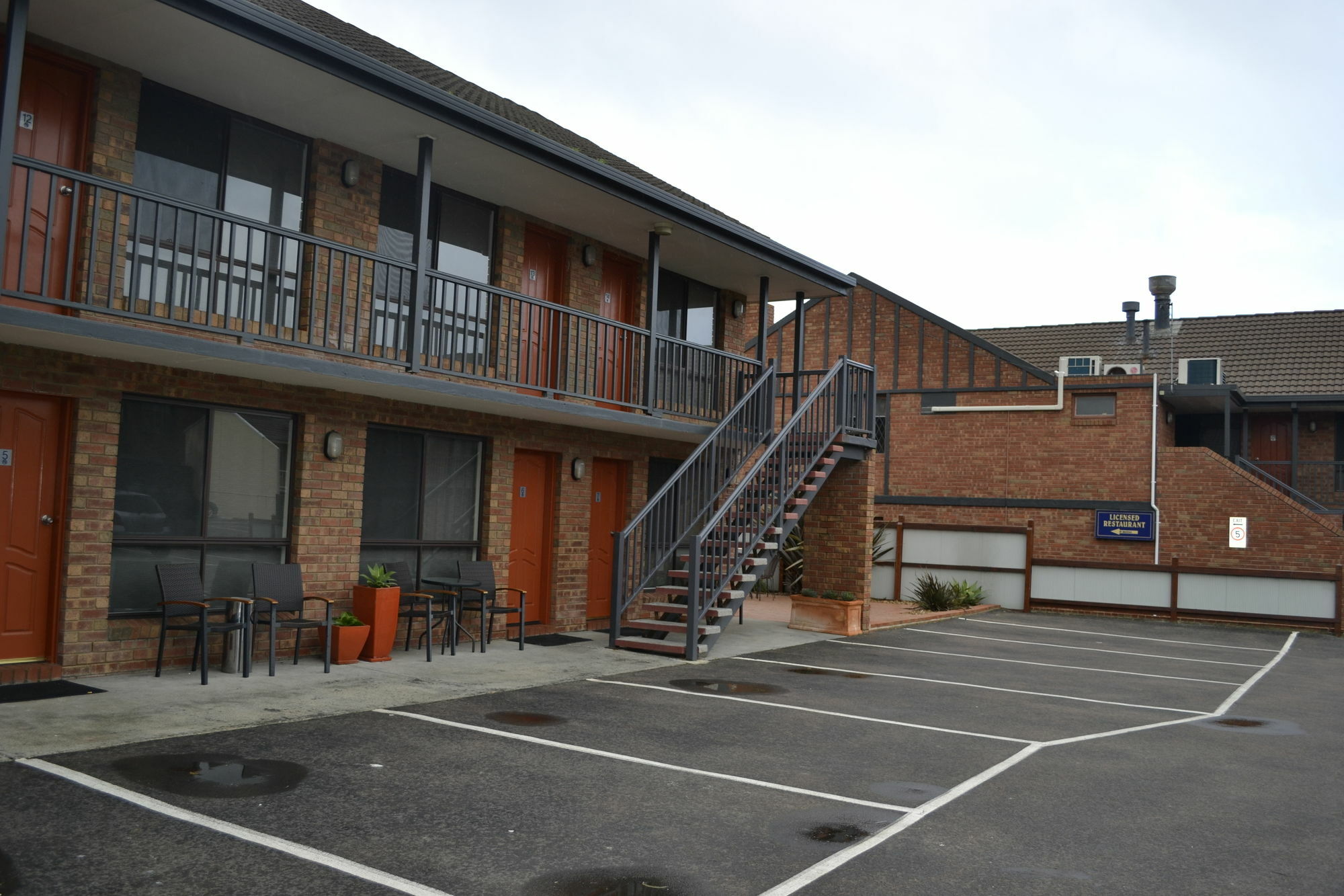 Waves Motel And Apartments Warrnambool Exterior foto